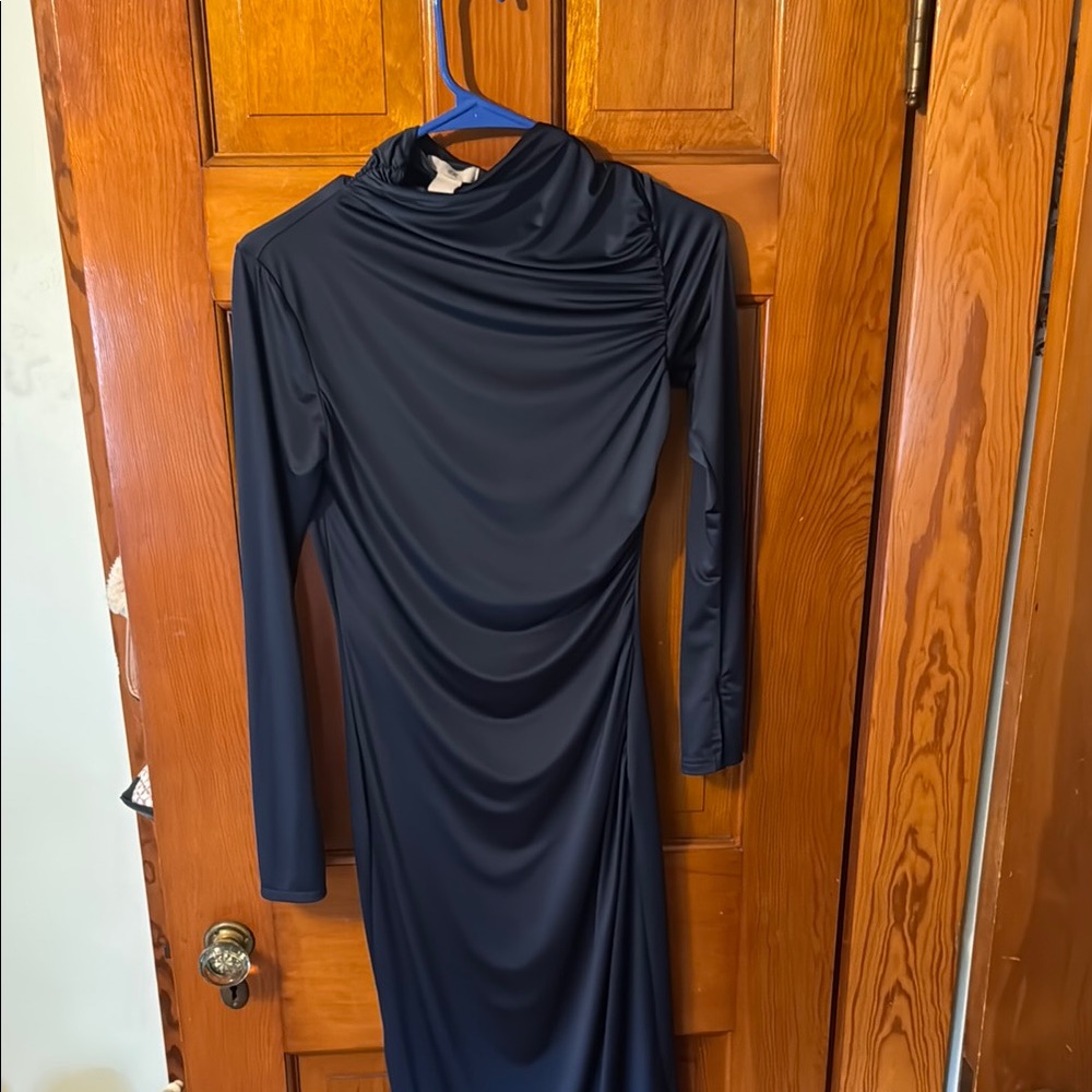 Elegant Black Long Sleeve Dress